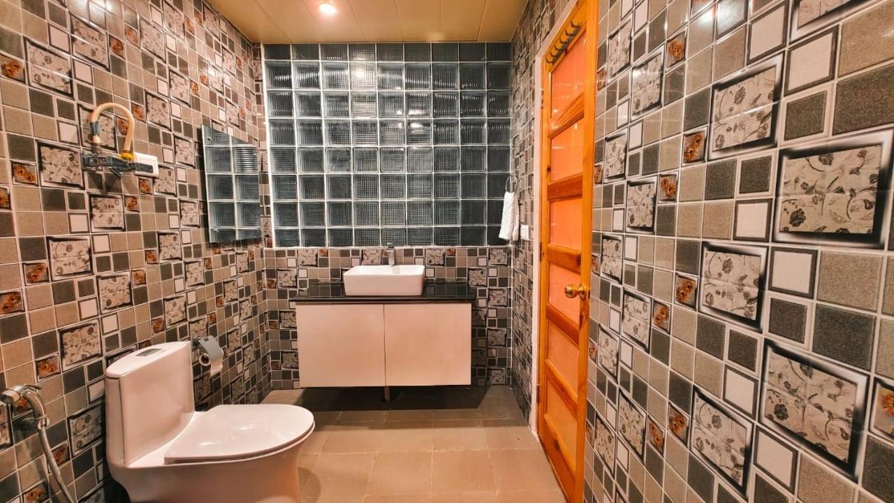 Winterline Resort Near Mall Road Manali - Centrally Heated & Air Cooled מראה חיצוני תמונה
