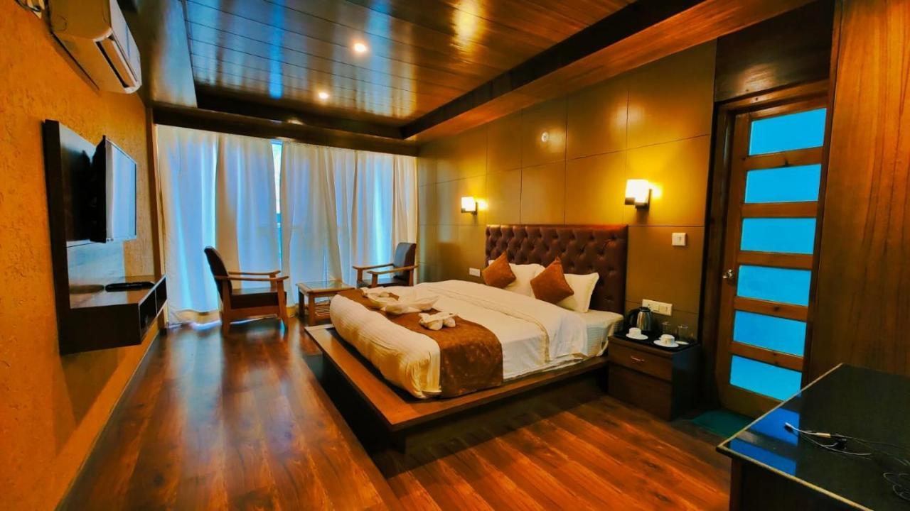 Winterline Resort Near Mall Road Manali - Centrally Heated & Air Cooled מראה חיצוני תמונה